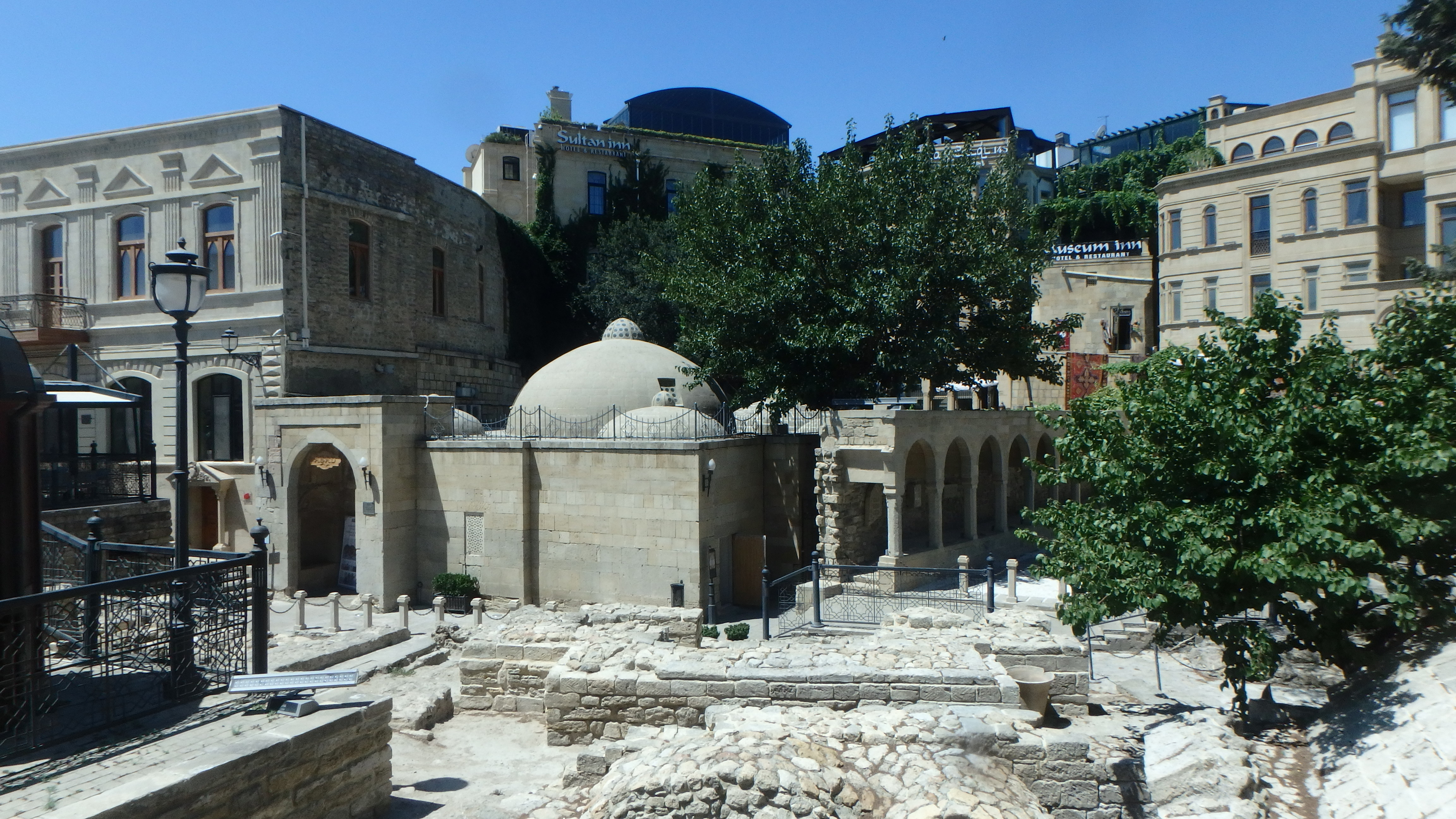 OLYMPUS DIGITAL CAMERA